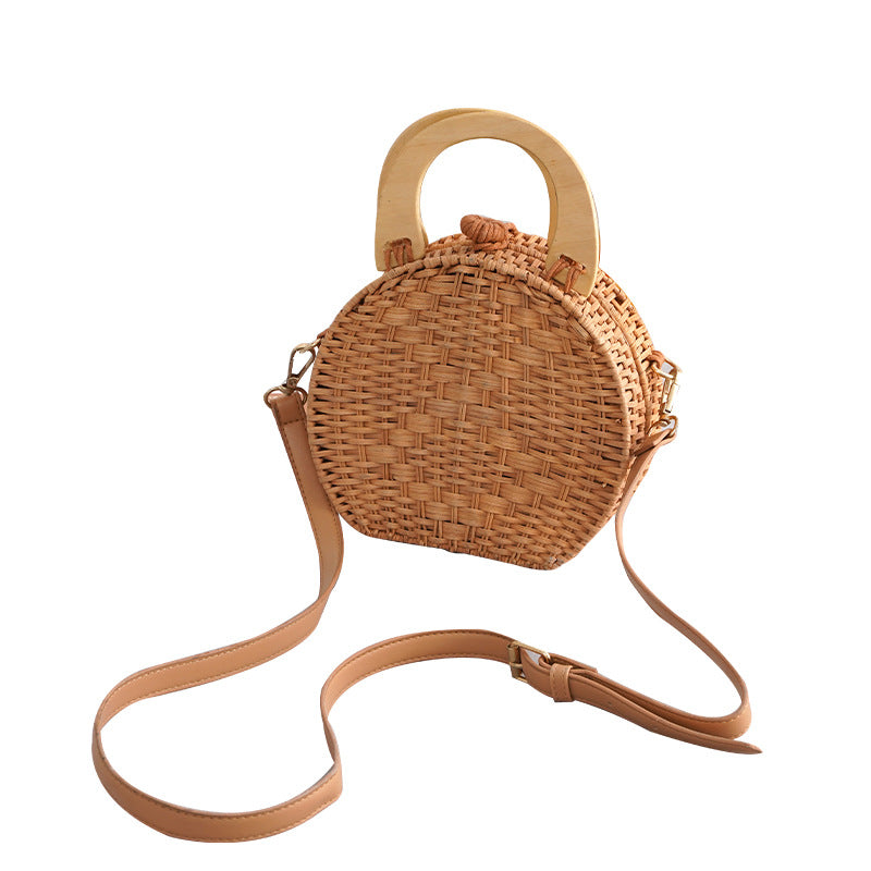 Vacation photography rattan woven bag, women's wooden hard handle hand-held small round bag, beach bag, crossbody bag weaving technique