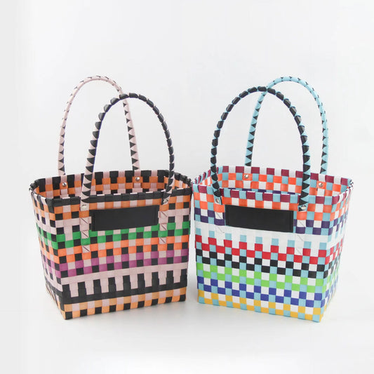 Vegetable Basket Bag Hand woven Color blocked Plastic Woven Shopping Basket Handbag Camping Picnic Basket Bath Basket